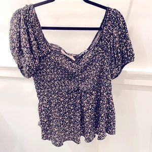 Black short sleeve floral blouse NWOT